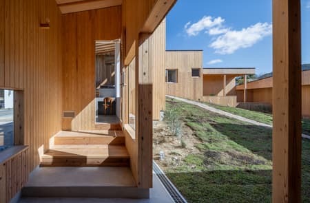 Necklace Villa